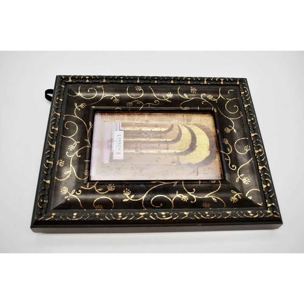 LAWRENCE FRAMES Carved Antique Bronze Photo Picture Frame 4 X 6 Photos used